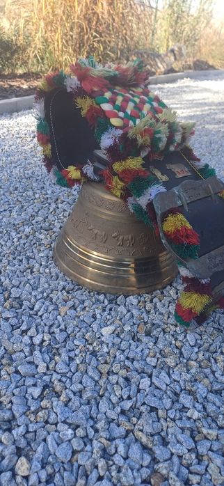 Dzwon mosiężny firmy ETRO