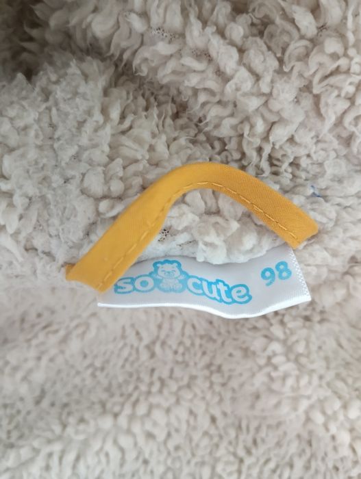 Żółta zimowa kurtka dziecięca