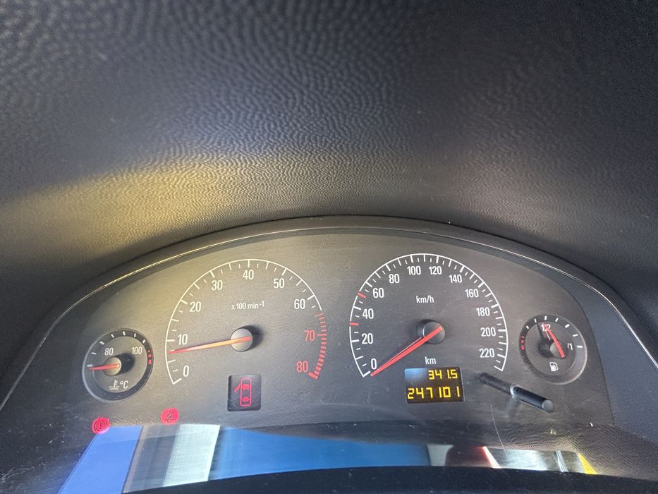 Sprzedam opel vectra c 1.8 benzyna