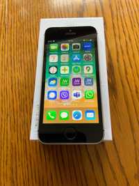 Zadbany iPhone SE 2016, 1 generacji, 64 GB, bateria 100%