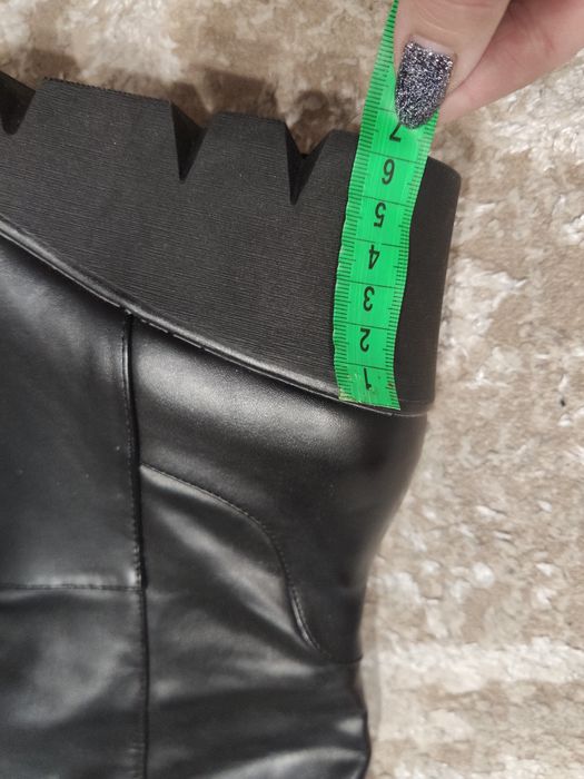 Жіночі шкіряні осінні сапожки