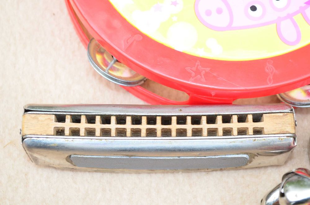 цена за всё Губная гармошка барабан бубенчики