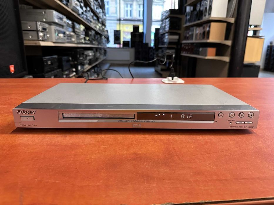 Odtwarzacz DVD Sony DVP-NS 590P