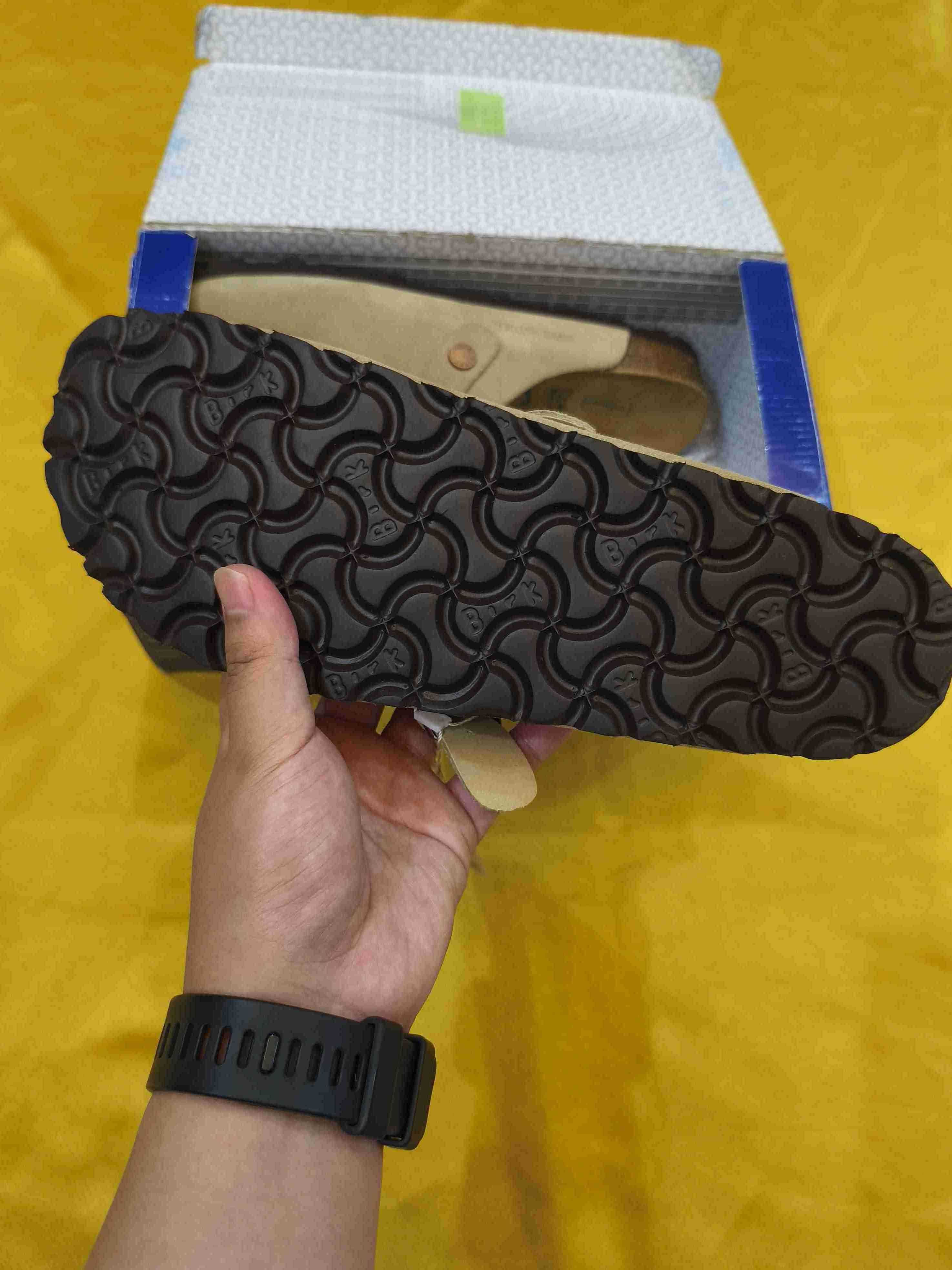 Birkenstock, damskie beżowe kapcie, rozmiar 43