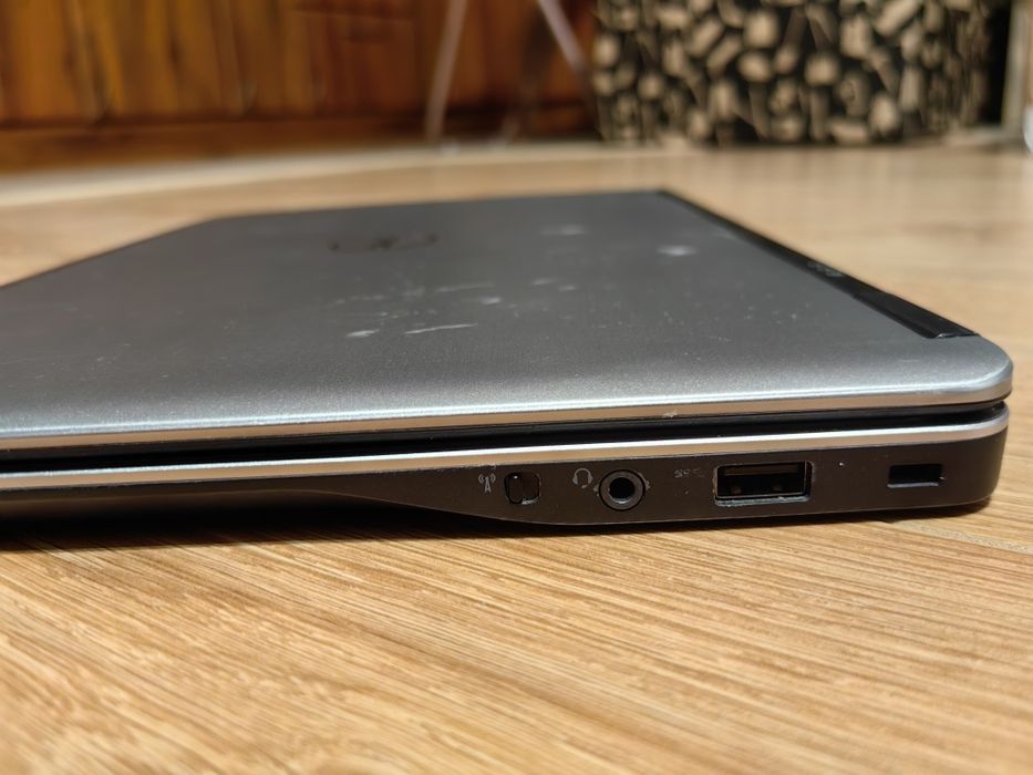 Dell Latitude E7440, i7-4600U, 8GB RAM, 120GB SSD, Win 11, akku ok