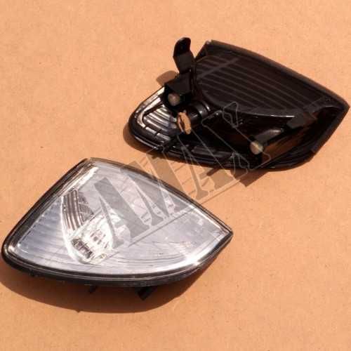 Указатели поворотов, повторители Лексус ЛХ470, Land Cruiser100 поворот