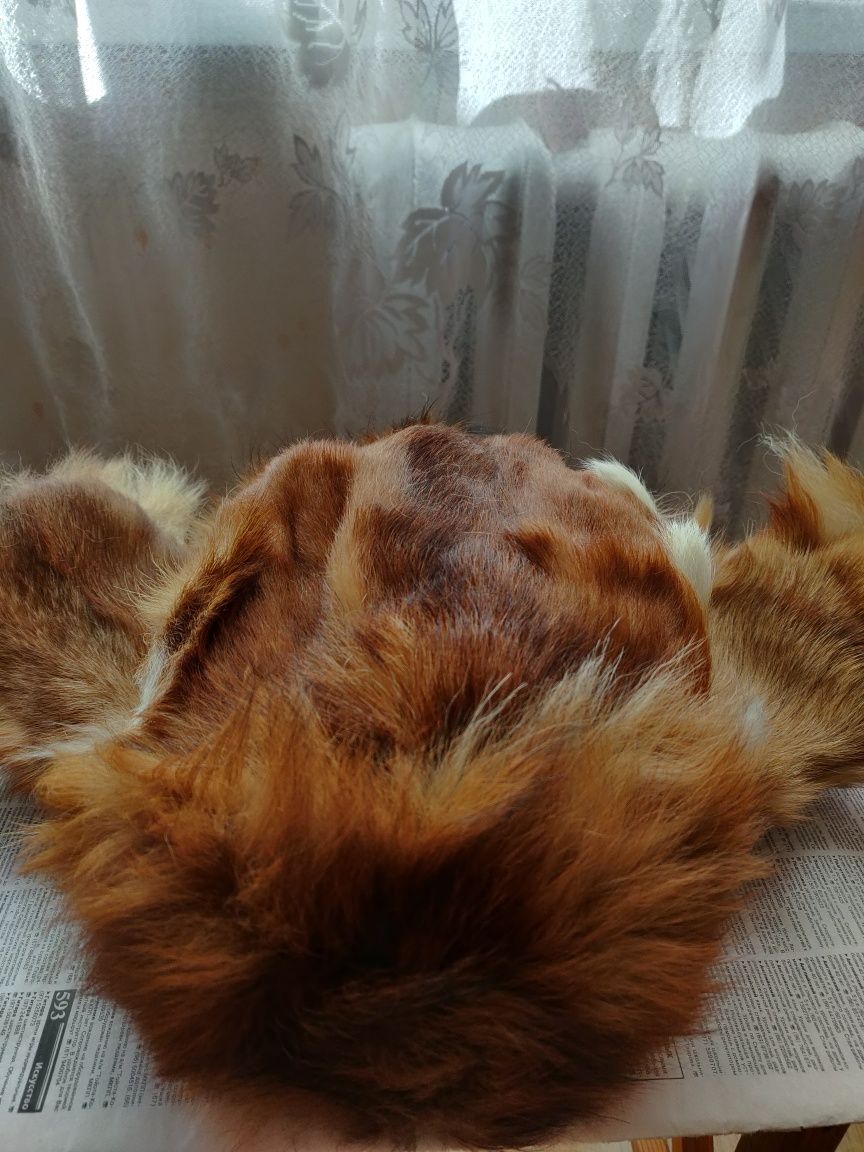 шапка из лисы рыжей.шапка собаки ,шапка кролика,шапка искуственная.