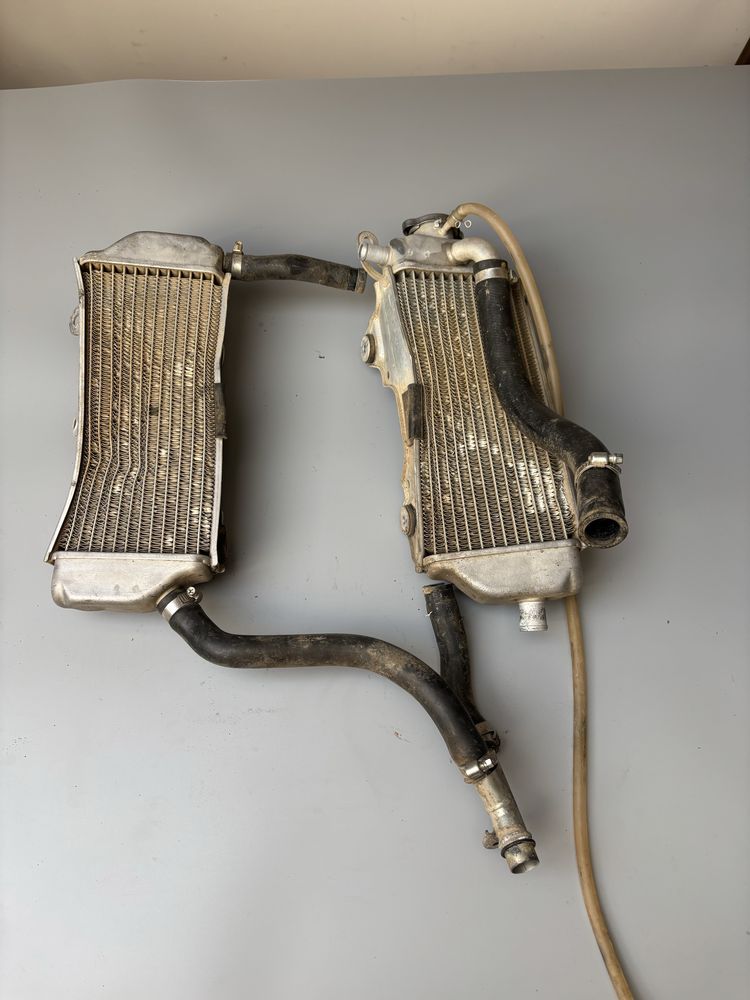 Chłodnica Prawa Lewa YAMAHA YZF250 R 14-18