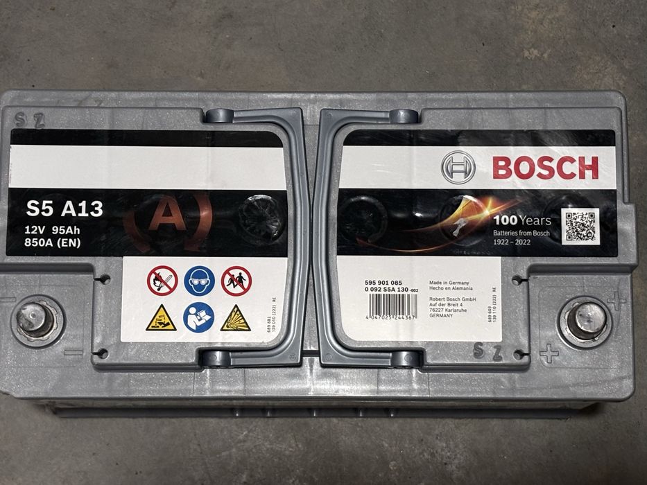 Bateria bosch AGM 95Amp (nova mas com defeito)