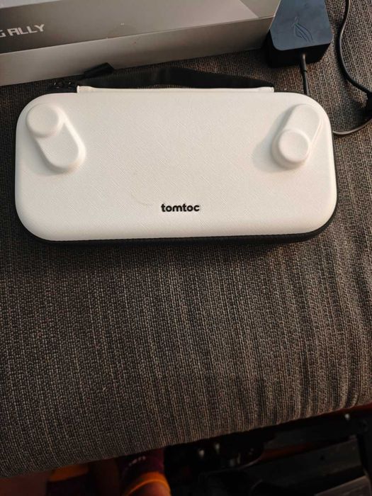 Consola Asus Rog Ally Z1 Extreme 1tb