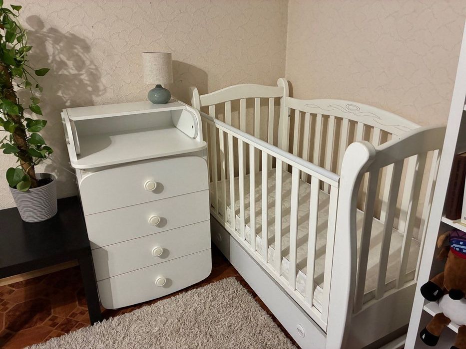 Дитяче ліжечко Верес з маятником і шухлядкою + подарунки !!