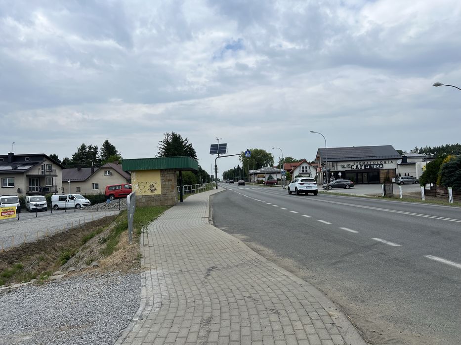 Wynajme miejsce parkingowe/ działke  sprzedaj samochod z działki !