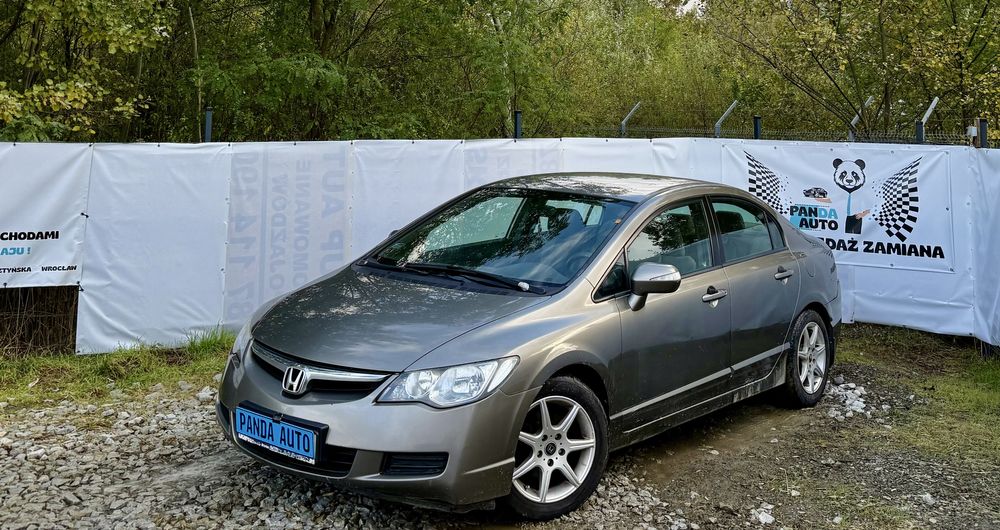 Honda Civic 1.8 ~ Zarejestrowana ~ Alufelgi ~ Klima ~ Możliwa zamiana!