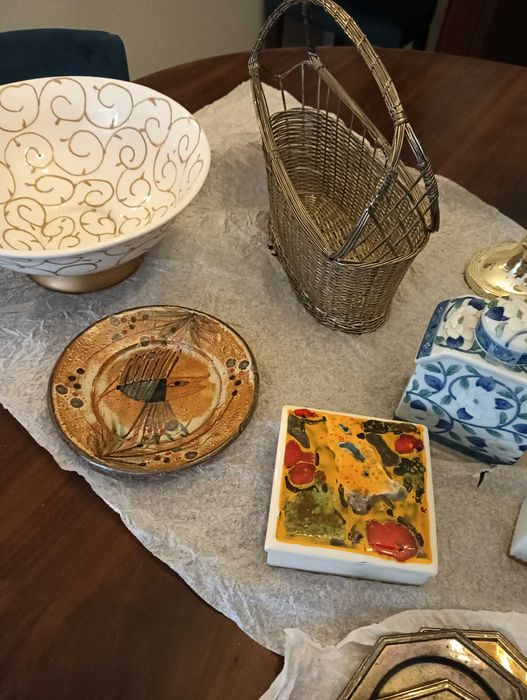 Peças vintage em Casquinha/Prata, vidro/Cristal e Porcelana/cerâmica
