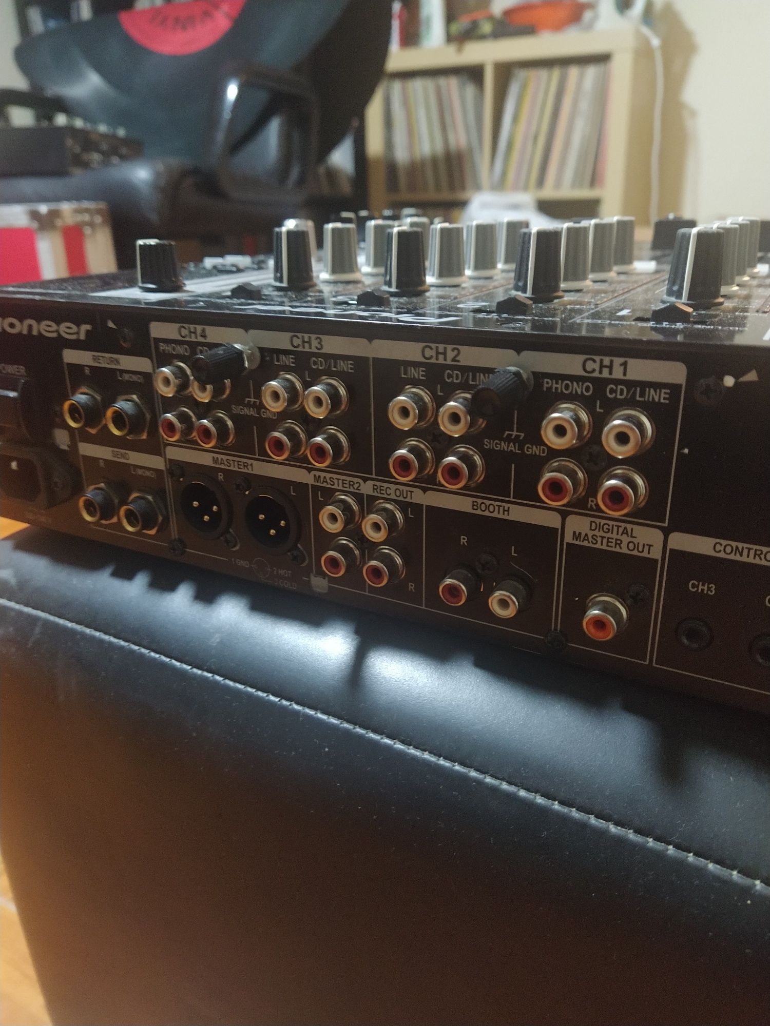 Pioneer DJM 750 k