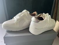 Кросівки жіночі ROCKPORT eur35