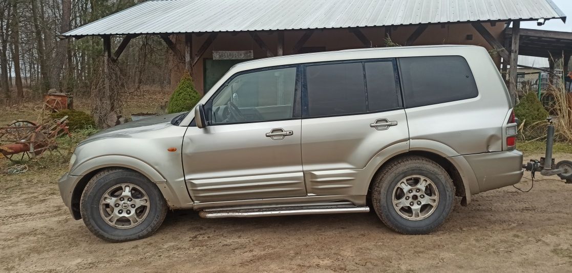 Sprzedam Mitsubishi Pajero 3.2