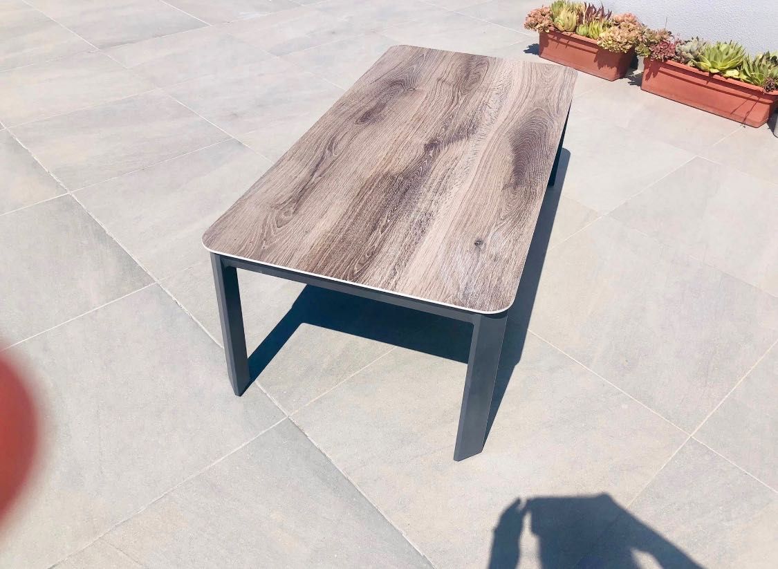 Mesa exterior Hesperide