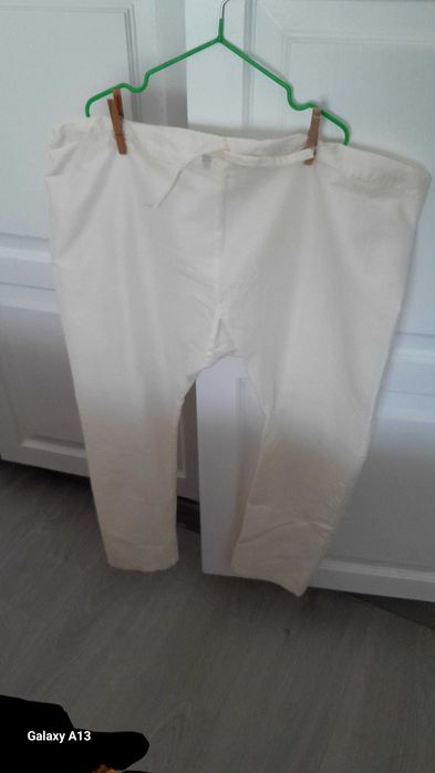 Fato cerimónia hindu para rapaz 8 anos