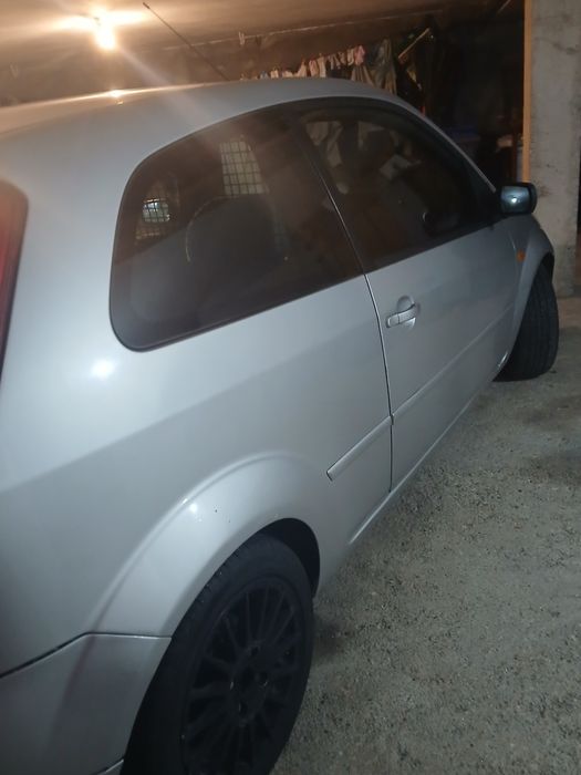 Ford fiesta super  económico