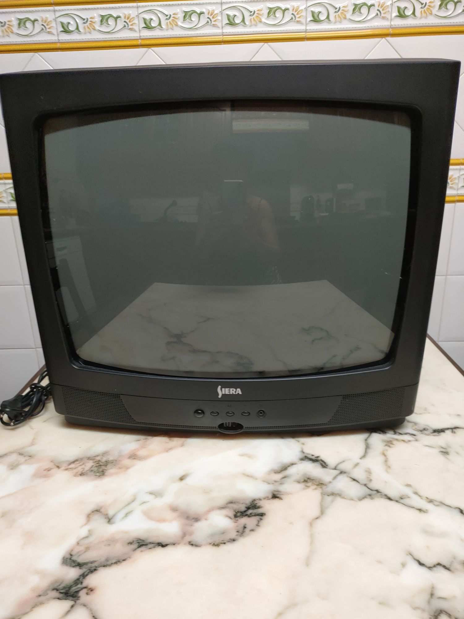 Televisão analógico Sierra 50cmsx45cms Usado