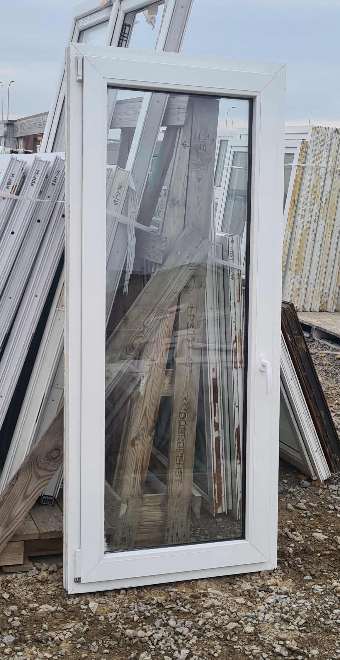 OKNA Używane 79x182 OKNO KacprzaK Plastikowe PCV Lider Okna OLX