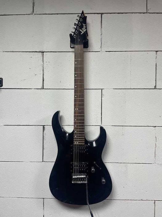 Гітара Gibson Les Paul Studio, Fender Strat USA FENDER CN-60S NAT Cort