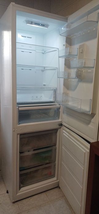 Frigorífico Combinado TEKA NFL 342 EU – Como Novo, 310L, No Frost