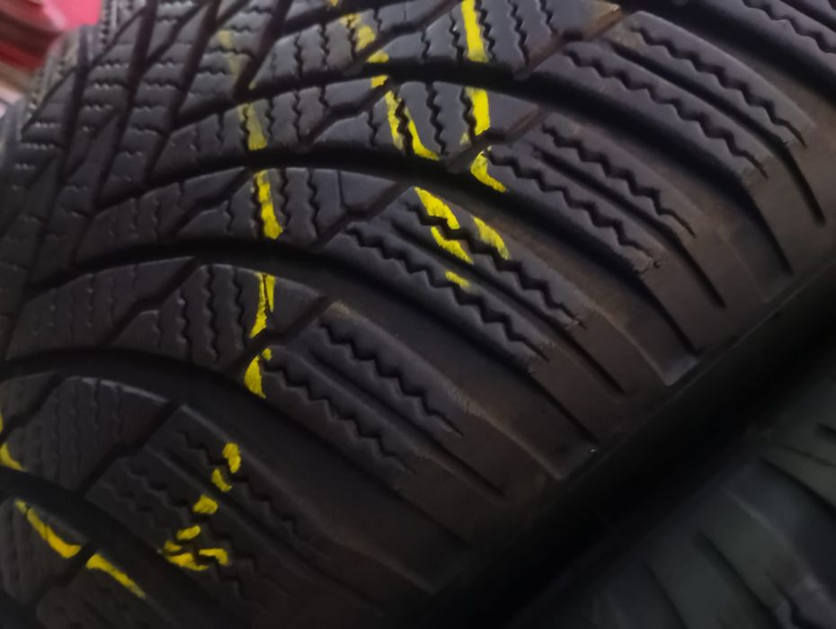 Opony 215/60/17 firestone