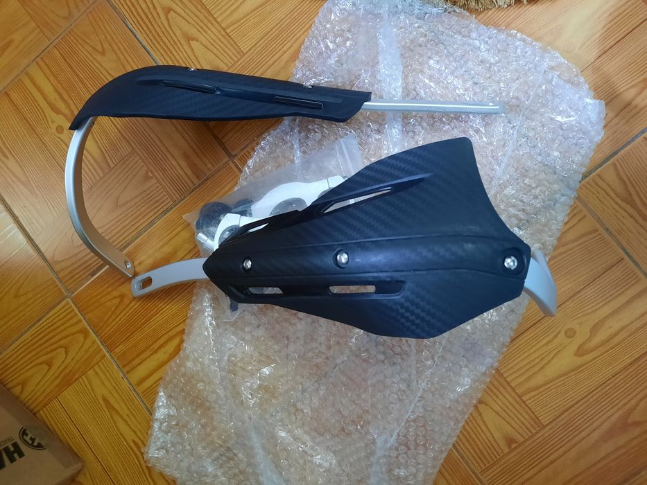 Protecção de mãos de mota ou bicicleta