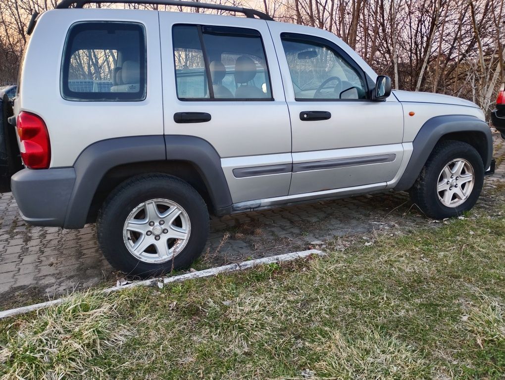 Części jeep XJ,ZJ,KJ,WJ,YJ jest wszystko trzeba wiedzieć co się chce