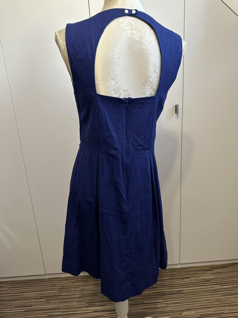 Niebieska sukienka Camaieu r. M