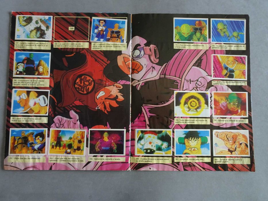 Caderneta de cromos Dragon Ball Z - Panini (Faltam 51 cromos)