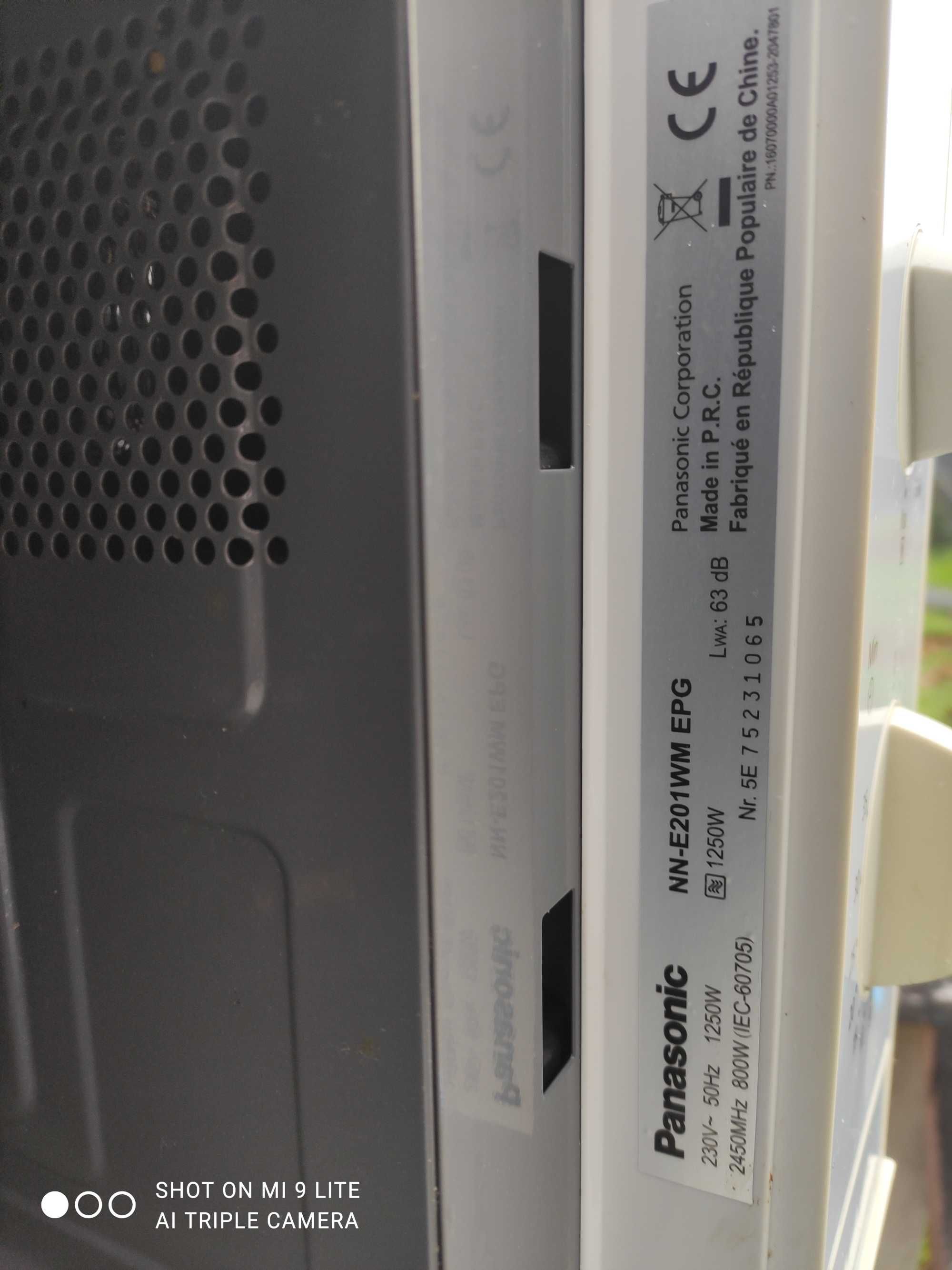 Mikrofala Panasonic 1250w