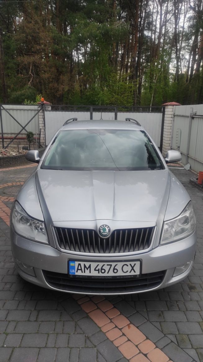 Автомобіль Шкода 13 рік,автомат,повний привід,2.0