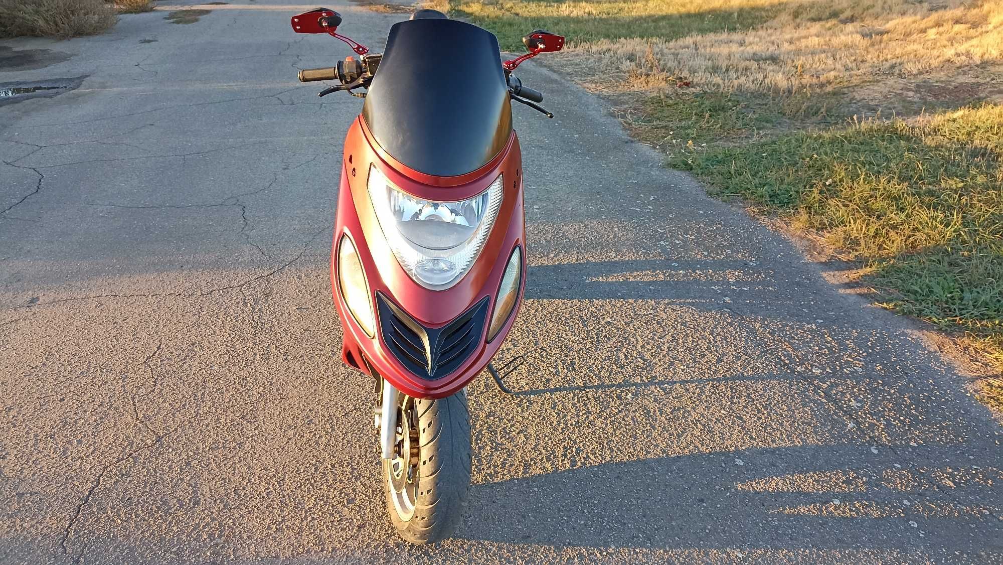 Скутер Viper F1 150 кубів