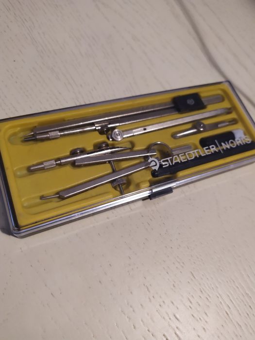 Готовальня, набір для креслення Staedtler Noris Club, Made in Germany