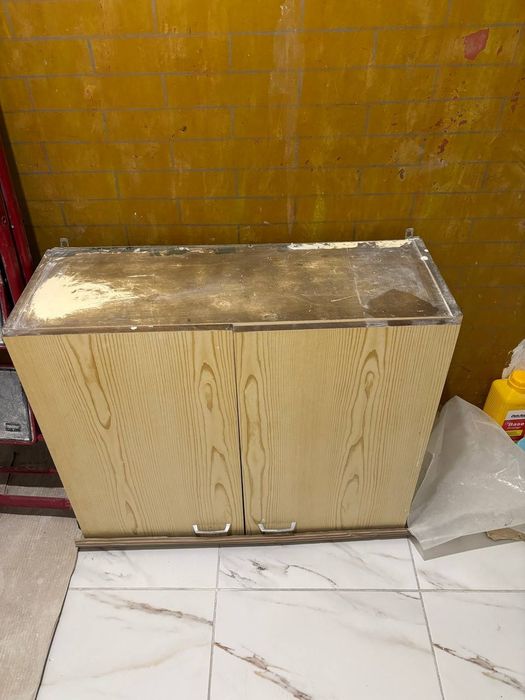 Продам кухонный гарнитур на дачу