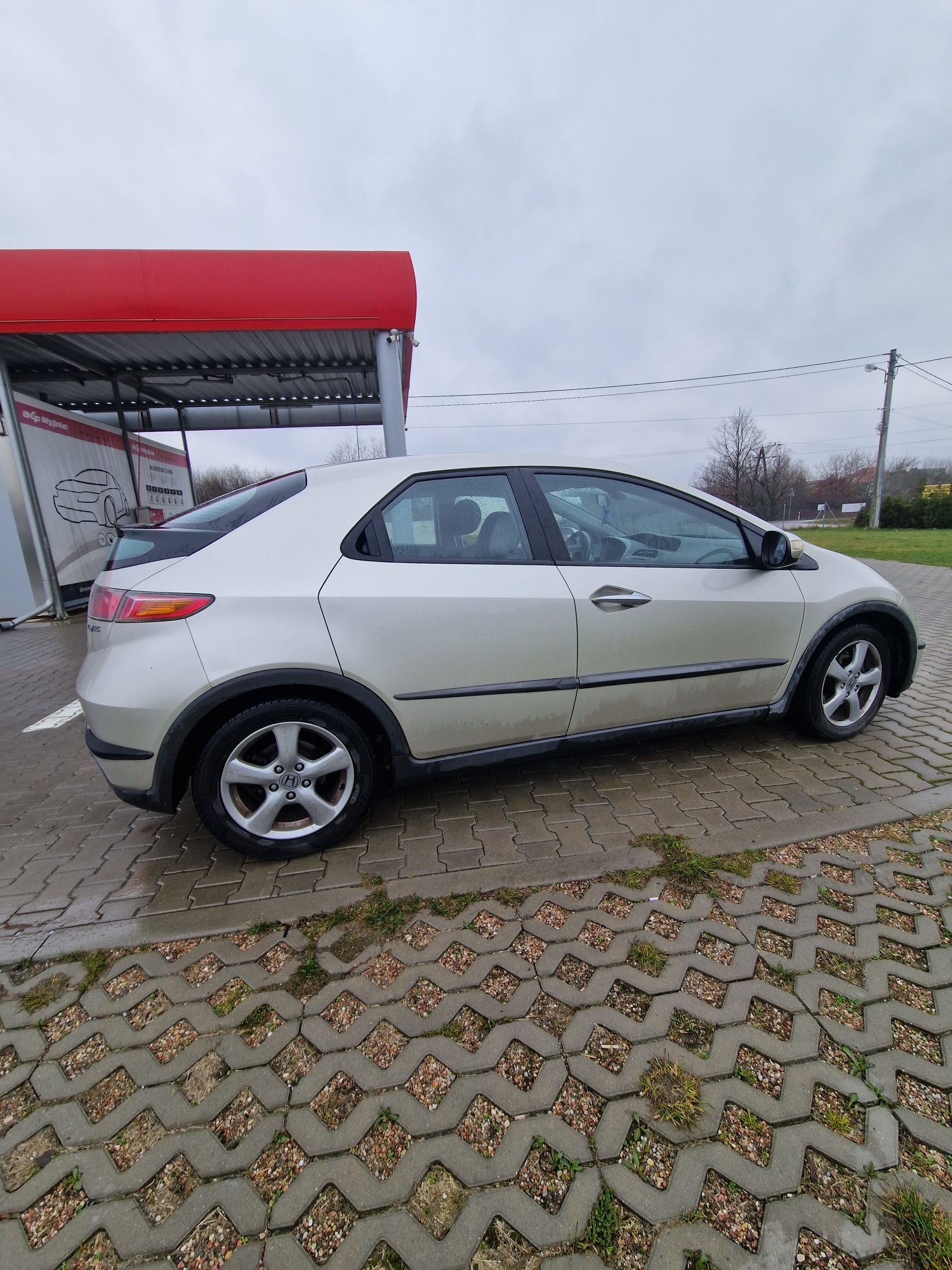 Honda Civic automat 1,4