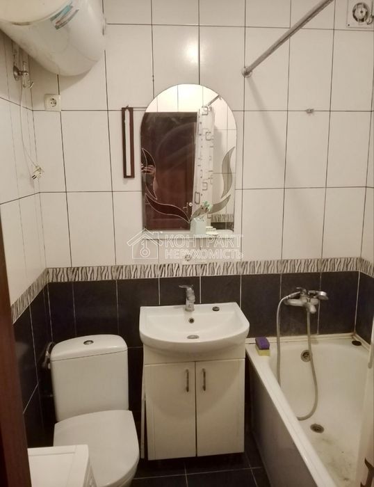 Продам 2 к квартиру метро Ботанічний Сад Отакара Яроша