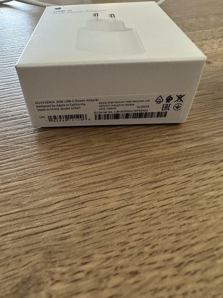 Iphone 15/16 oryginalna ladowarka z polskiej sieci sprzedazy