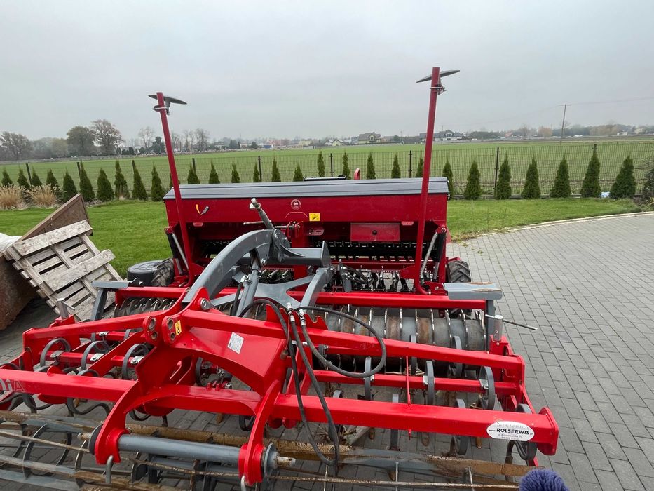 SPRZEDAM Agregat uprawowo-siewny KONGSKILDE