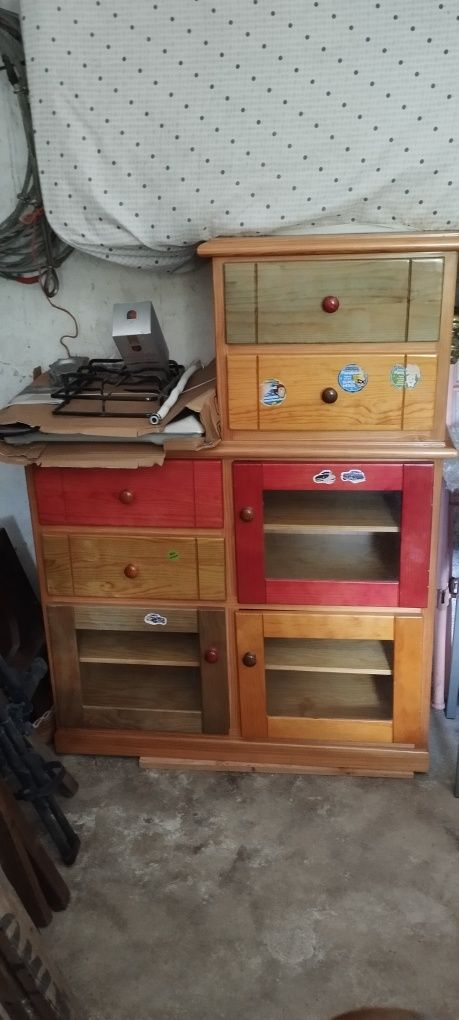 Cama individual de criança em pinho maciço