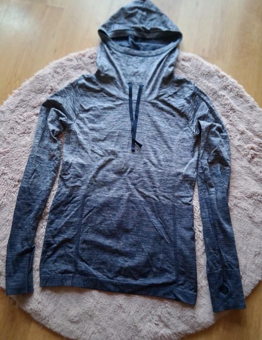 Bluzka sportowa z kapturem i kominem na ugi rękaw rS basic alternative