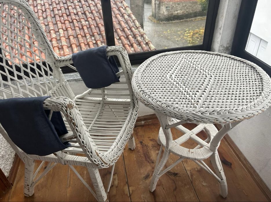 Cadira e mesa vintage peça unica