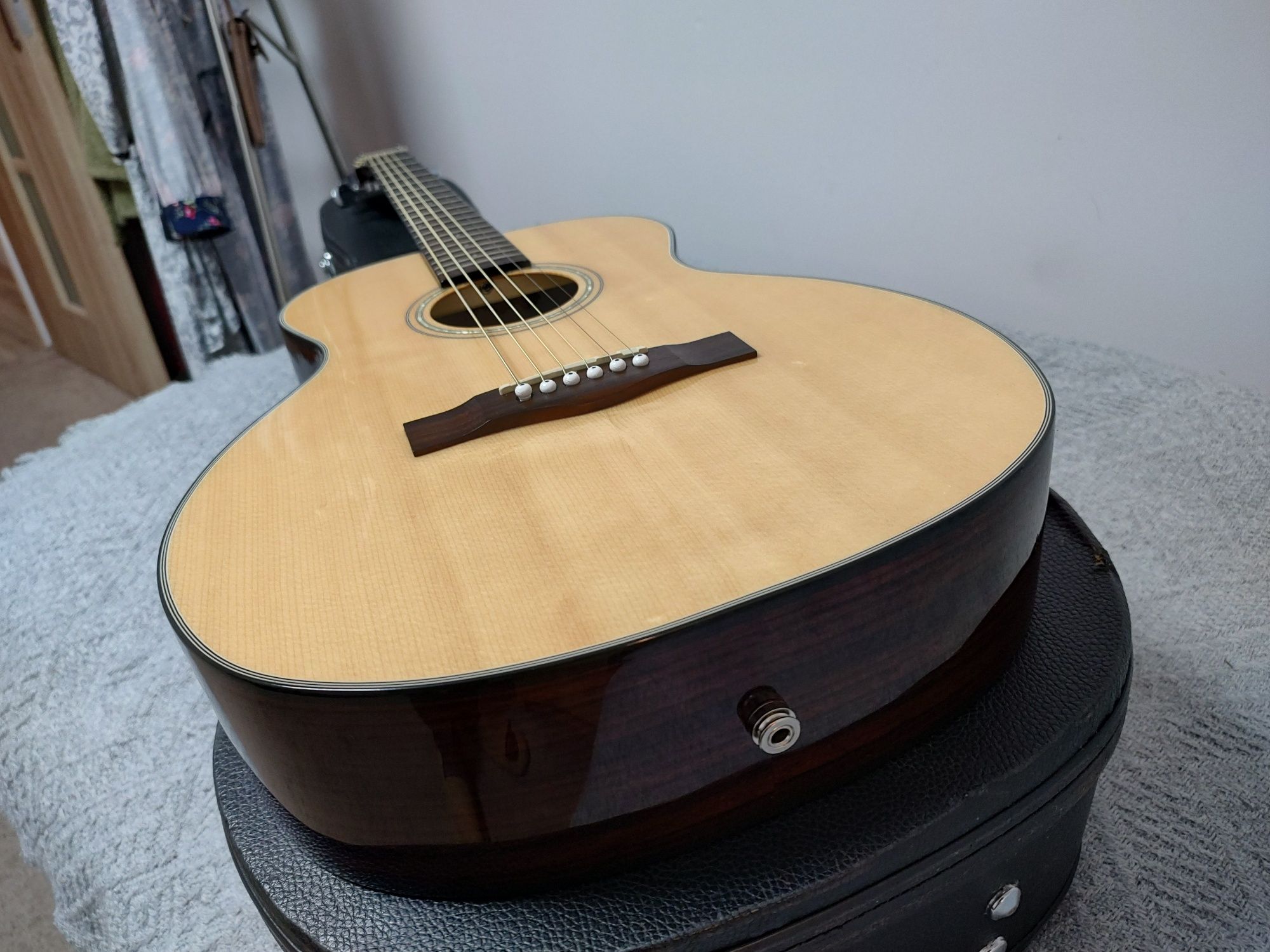 NOWA Fender CT-140SE NAT W/C gitara elektroakustyczna CASE palisander