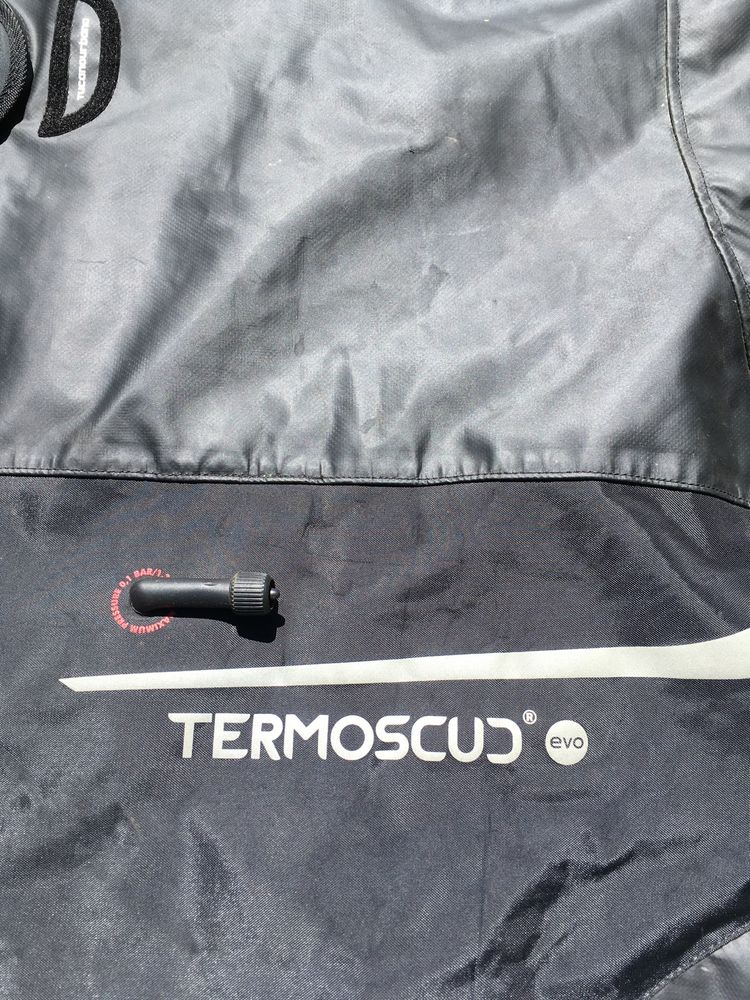 Tucano Urbano Termoscud R089EVN motokoc dla Yamaha T-Max 530