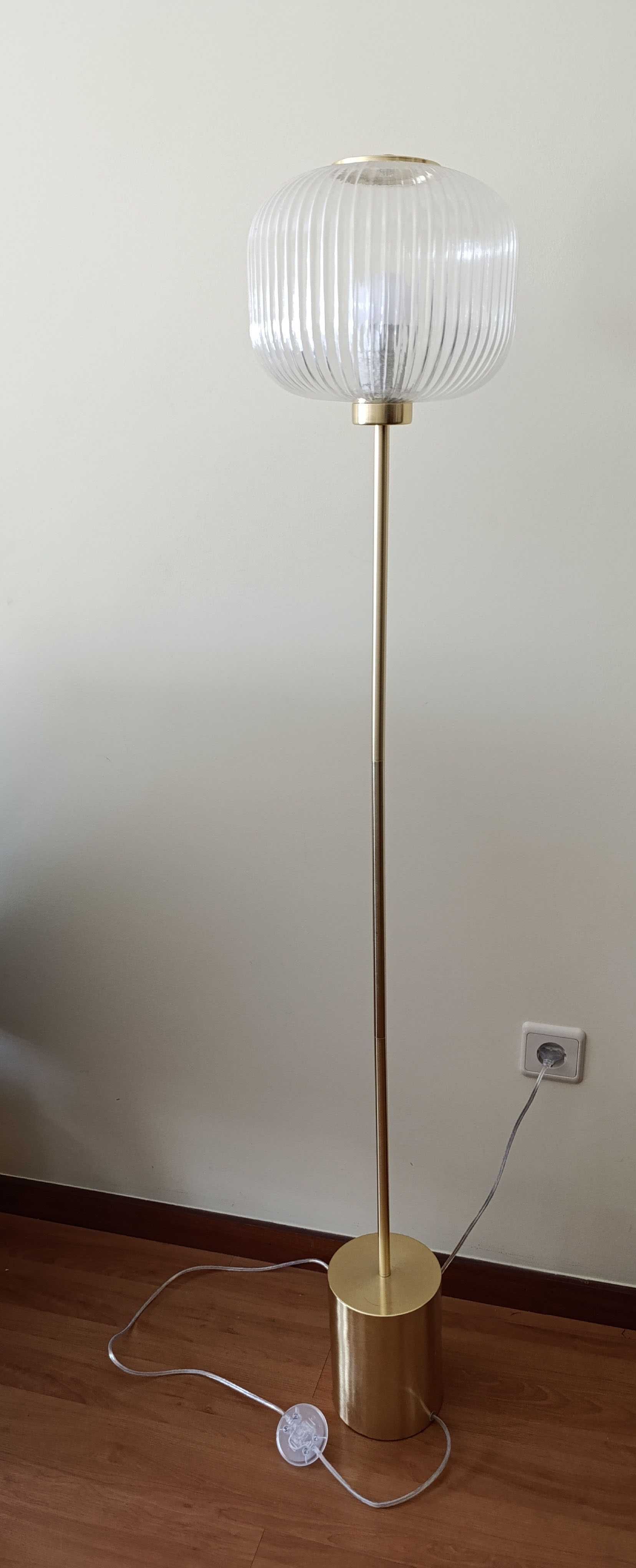 Conjunto 2 candeeiros de pé