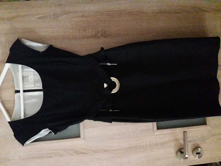 SIMPLE sukienka czarna rozmiar 38 M.