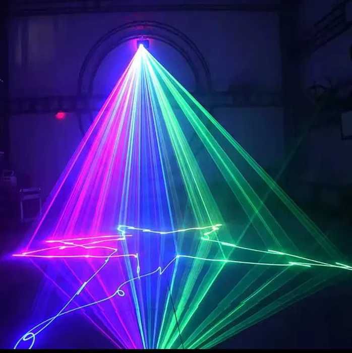 Laser dyskotekowy RGB 500mW (auto, dmx, audio, master-slave) + pilot